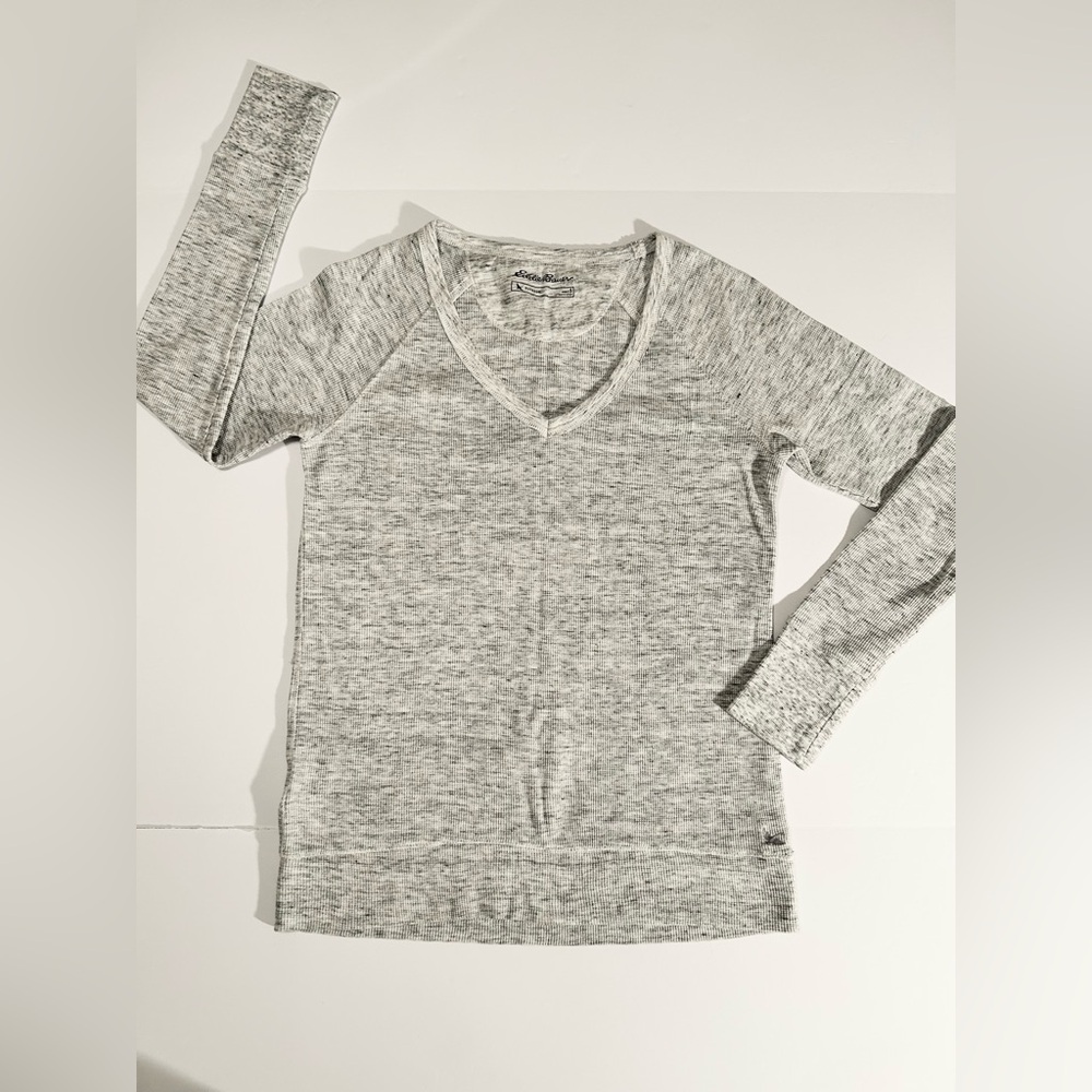 Eddie Bauer Heather Gray Long Sleeve Waffle Knit V-Neck Henley